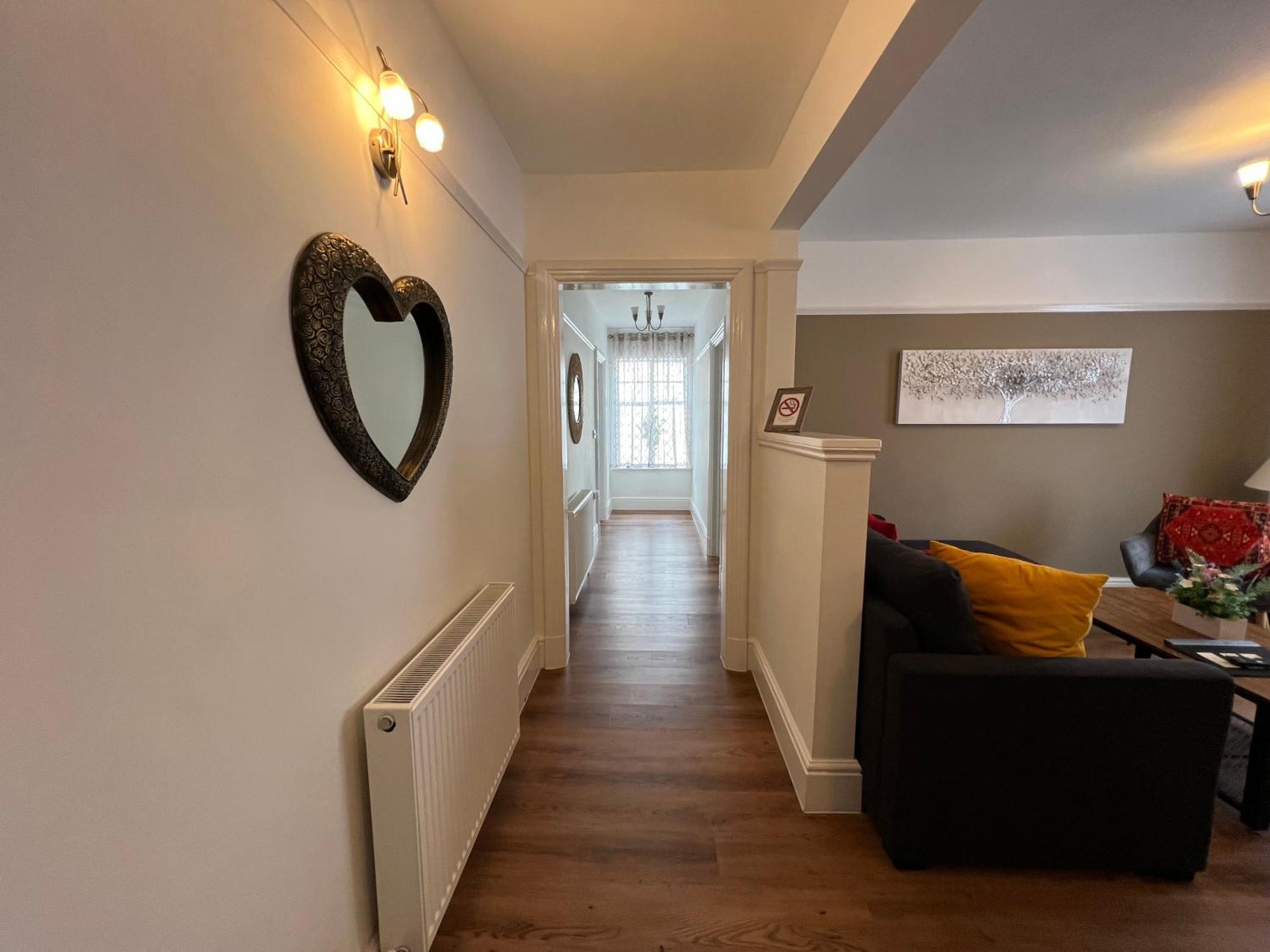 Large Family-Friendly 2Bd Glastonbury Retreat, Sleeps 5 Exteriör bild