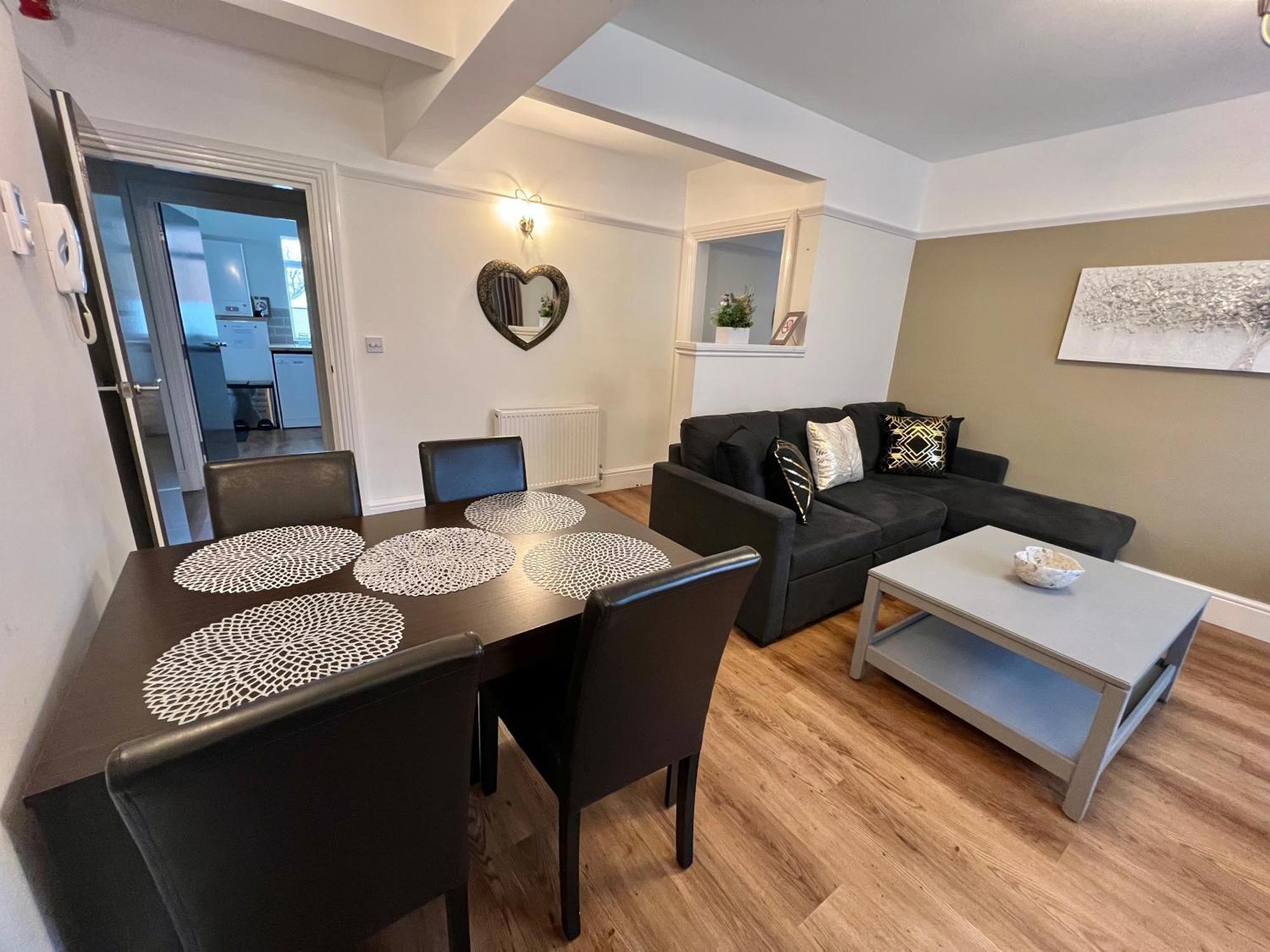 Large Family-Friendly 2Bd Glastonbury Retreat, Sleeps 5 Exteriör bild