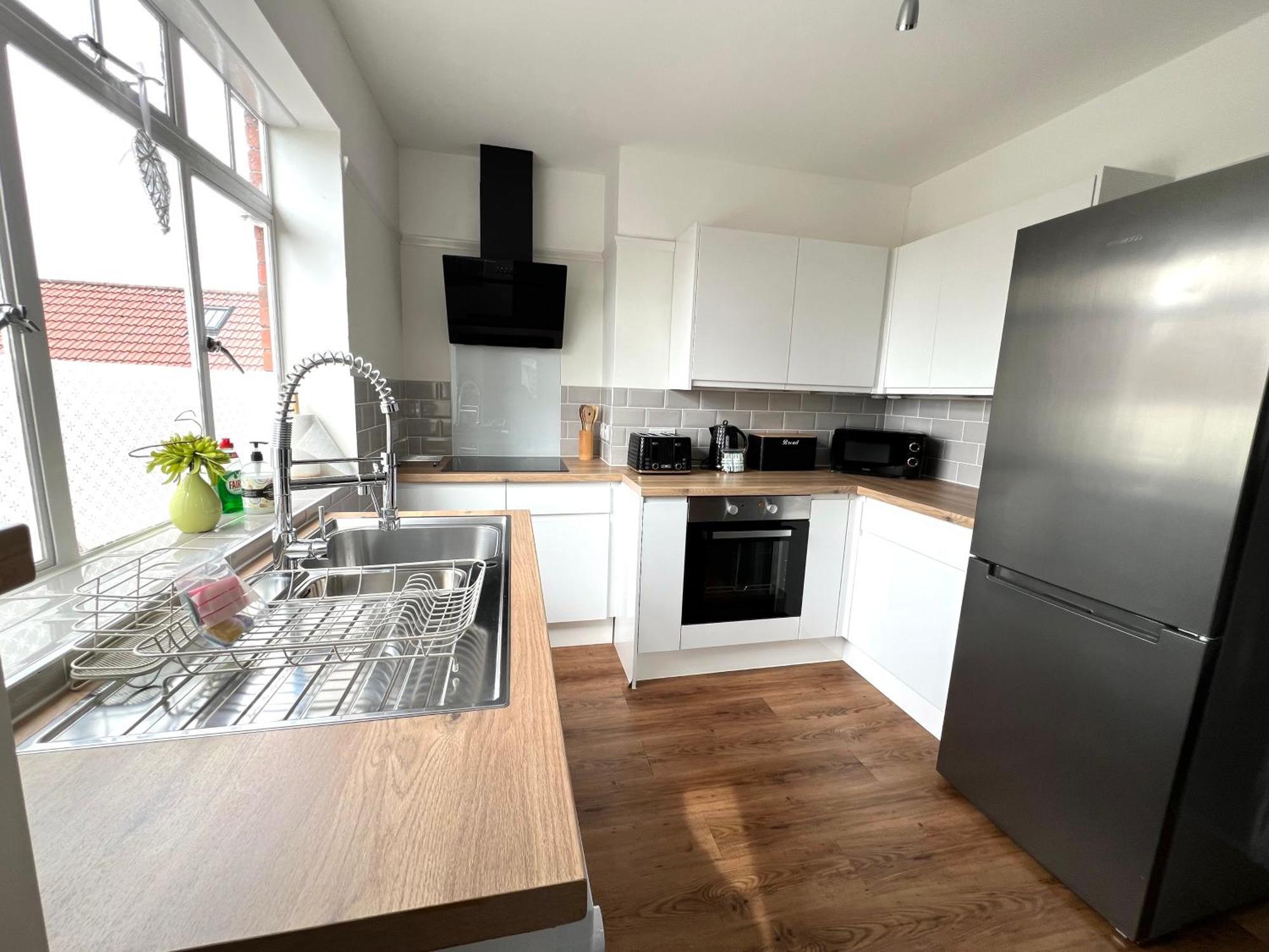 Large Family-Friendly 2Bd Glastonbury Retreat, Sleeps 5 Exteriör bild